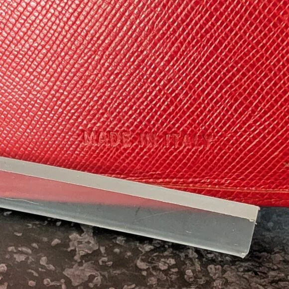 Prada Red Leather Wallet – Classic Snap Closure - Picture 12 of 17